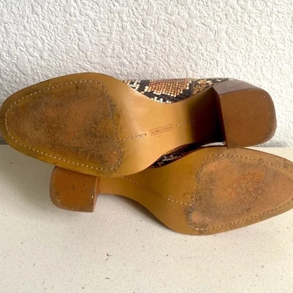 Women’s Vince Camuto Jentilly Block Heel Snake Print Chelsea Booties Size 7 - Picture 5 of 7